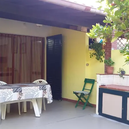 Casa Al Mare A * טורה דיי קורסרי